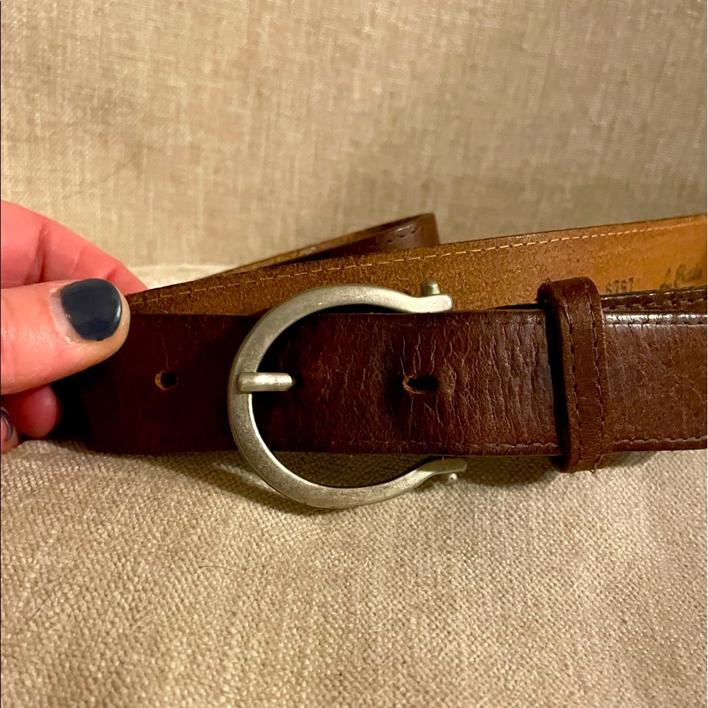 VINTAGE LEATHER BELT SILVER BUCKLE size M